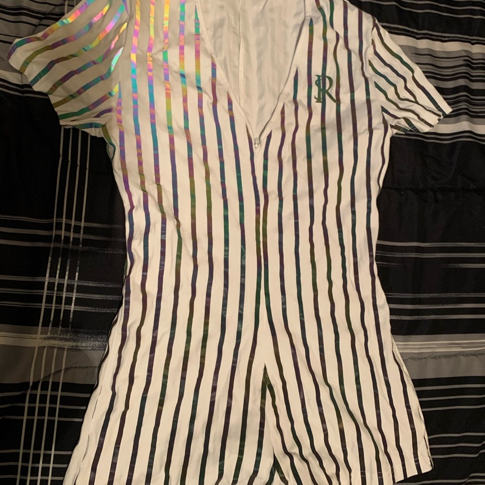 GSUWOO REFLECTIVE ROMPER
